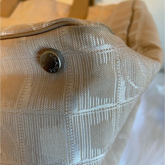 Chanel Taupe Travel Ligne Nylon/Leather Tote - Picture 15 of 16